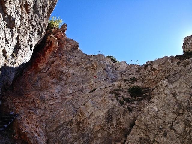 little climbing section